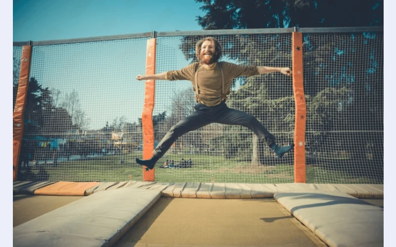 Best Trampoline for Families – Safe & Strong Builds