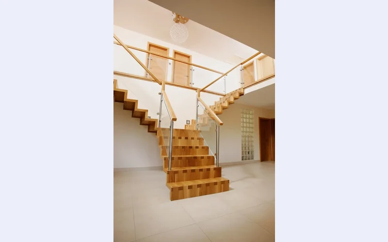 Premium Cantilever Staircase London UK