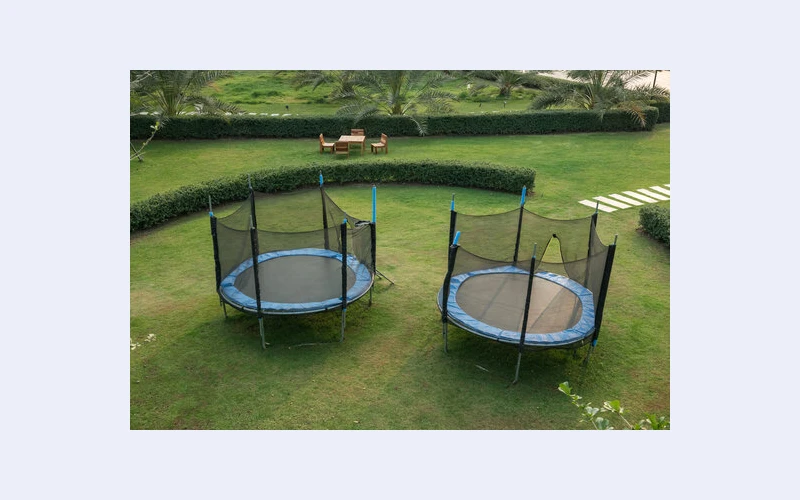 Trampoline for Garden Use – Weatherproof & Fun