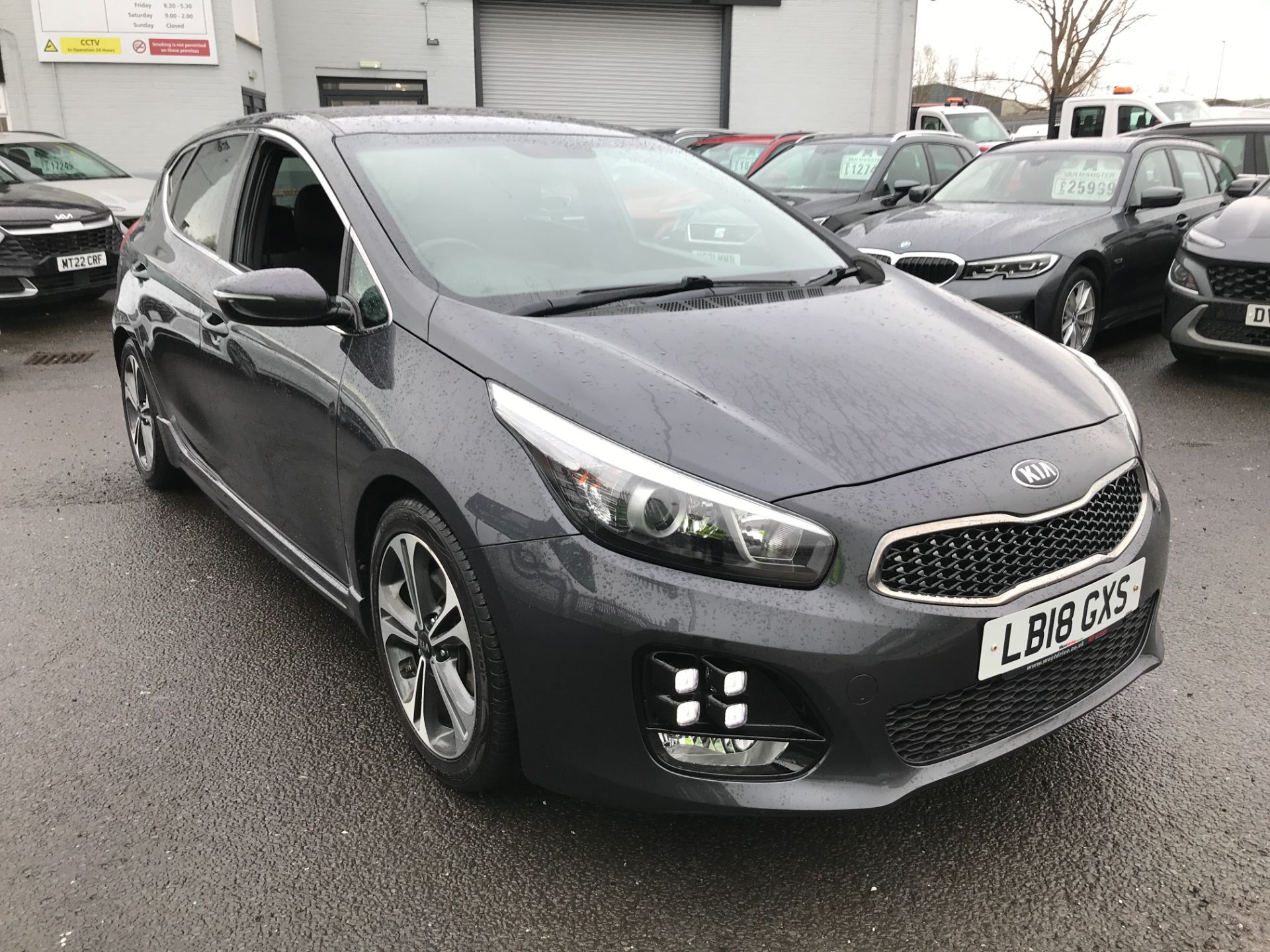 kia car for sell wakefield .£10,739Including VatSave £217including £238.80 Admin Feeor from only £184.21 per monthView hire purchase finance exampleMileage: 53070Fuel: PetrolBranch: WakefieldColour: GreyReserved