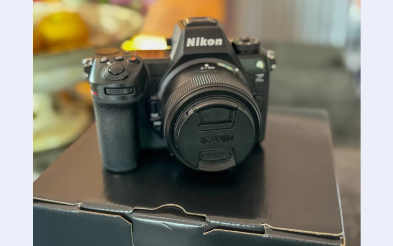 Nikon Z6 III Mirrorless Camera with NIKKOR Z 24-120mm f4 S Lens